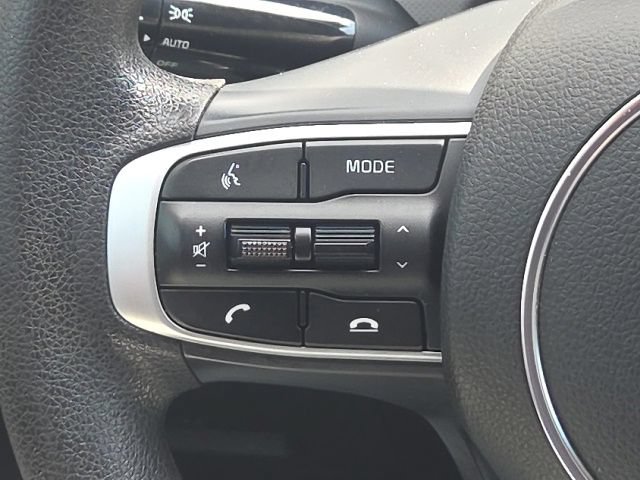 Used 2023 Kia K5 LXS FWD image 33