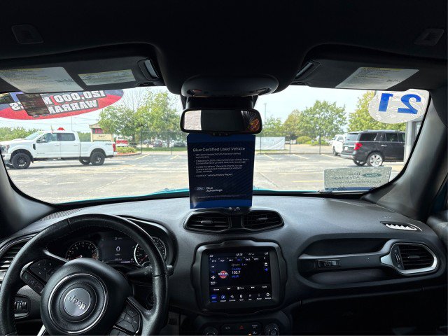 Used 2021 Jeep Renegade Latitude w/ Convenience Group AWD/4WD image 21