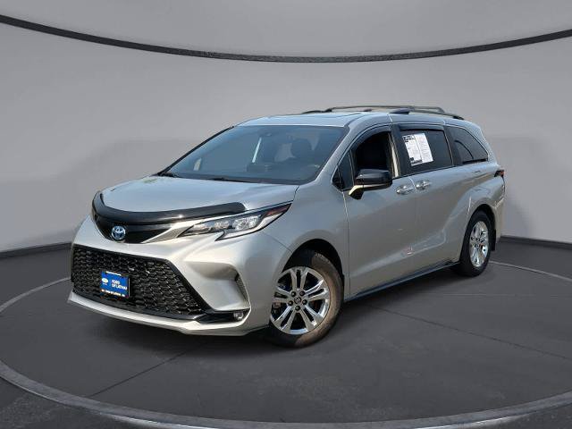 Used 2022 Toyota Sienna XSE w/ XSE Plus Package