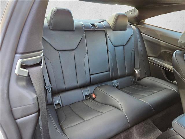 Used 2022 BMW 430i Coupe w/ M Sport Package RWD image 15