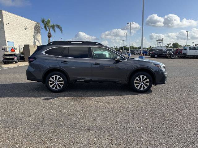 Used 2022 Subaru Outback Premium AWD/4WD image 2
