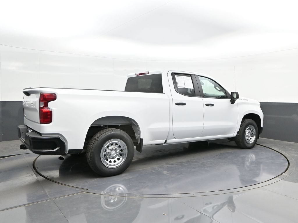 Used 2025 Chevrolet Silverado 1500 W/T w/ WT Value Package RWD image 13