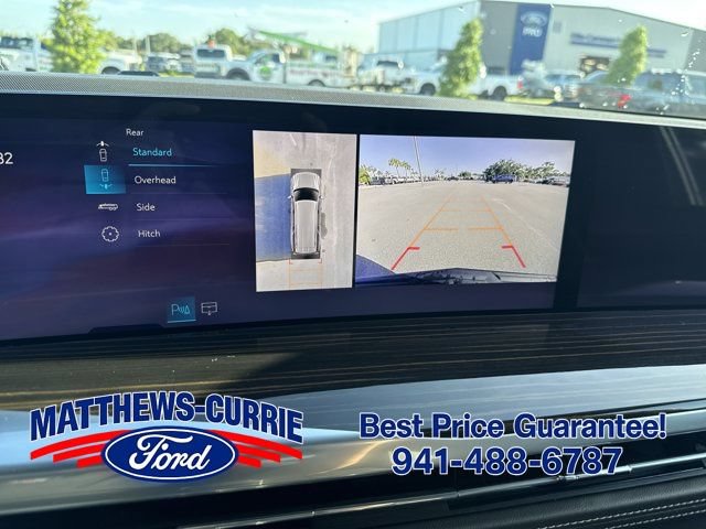 Used 2025 Cadillac Escalade ESV Premium Luxury w/ LPO, Floor Liner Package RWD image 17