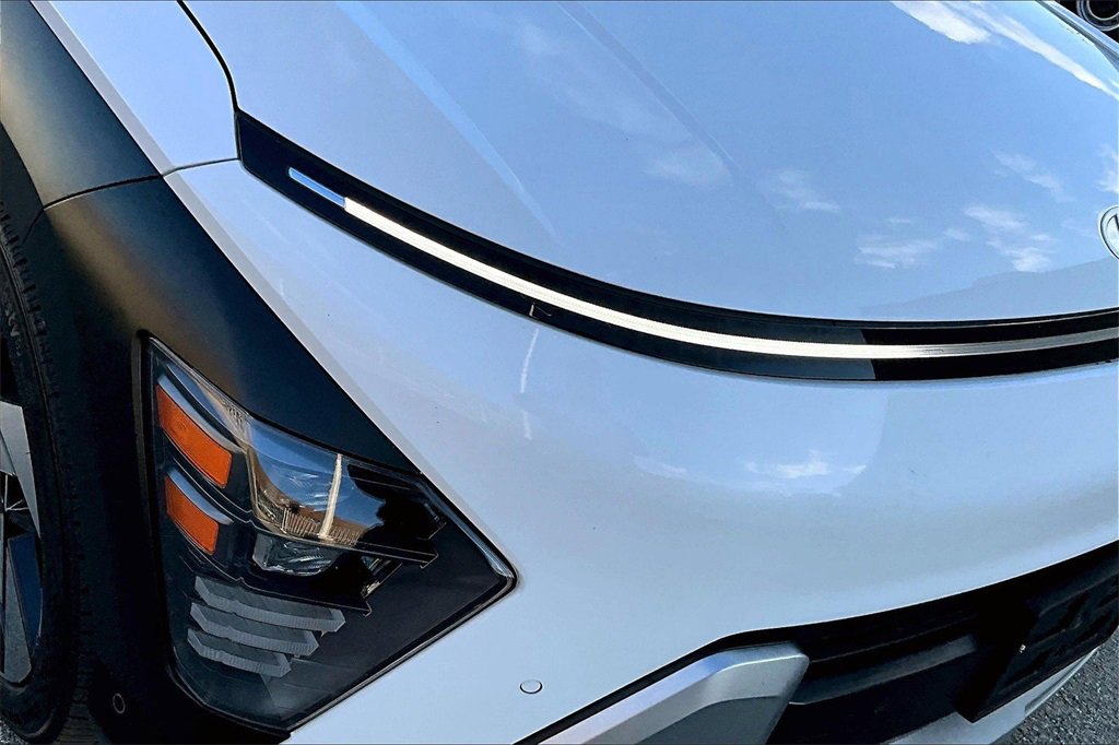 Used 2024 Hyundai Kona Limited image 28