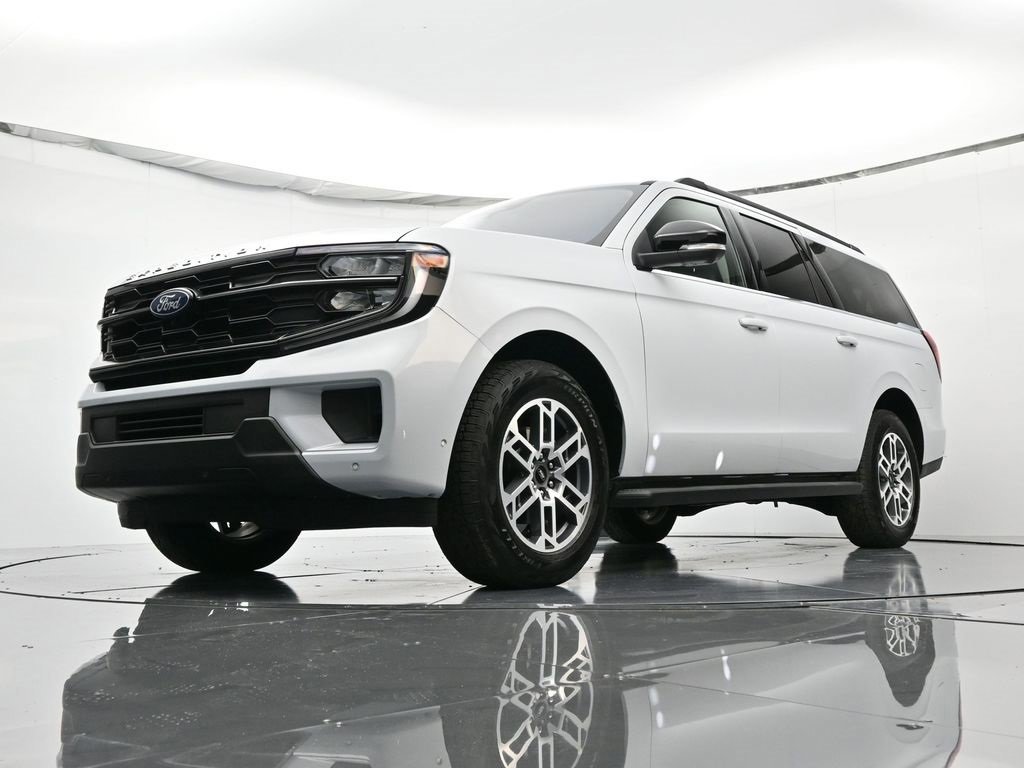 Certified 2025 Ford Expedition Max Active image 3
