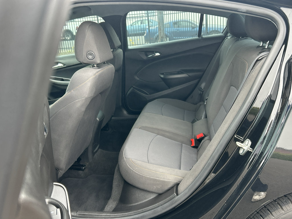 Used 2019 Chevrolet Cruze LS w/ LS Convenience Package FWD image 31
