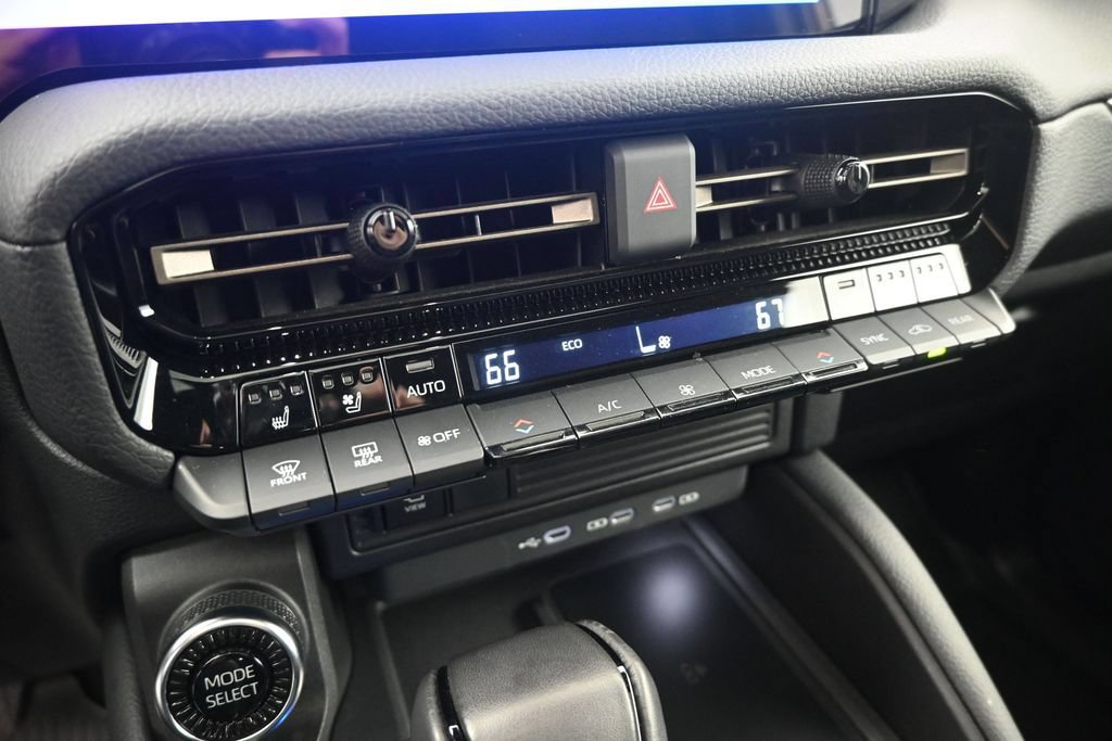 Used 2025 Toyota Land Cruiser w/ Premium Package AWD/4WD image 18