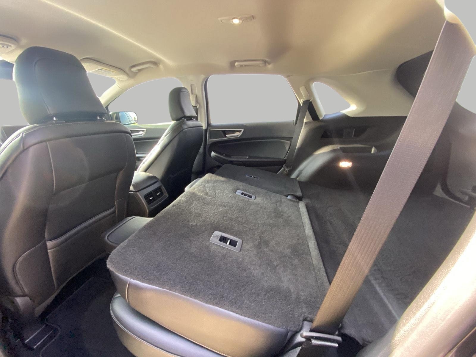 Certified 2024 Ford Edge SEL w/ Convenience Package AWD/4WD image 12
