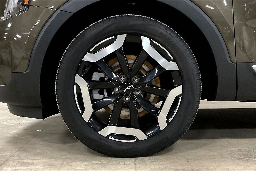 Used 2025 Kia Telluride S AWD/4WD image 9