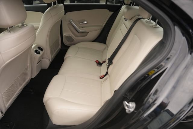 Used 2019 Mercedes-Benz A 220 image 12