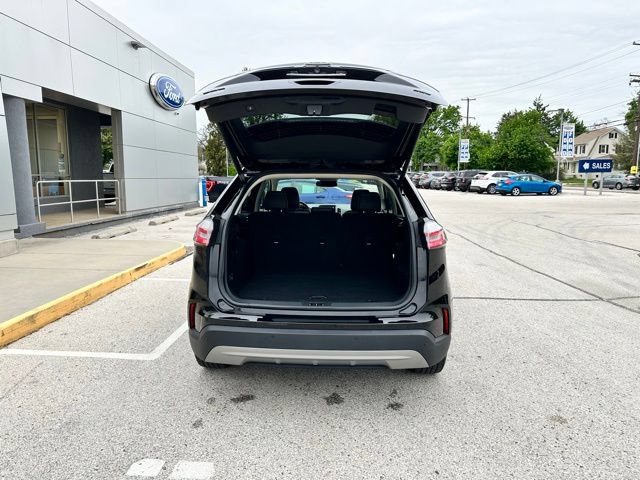 Certified 2022 Ford Edge SEL w/ Convenience Package AWD/4WD image 18