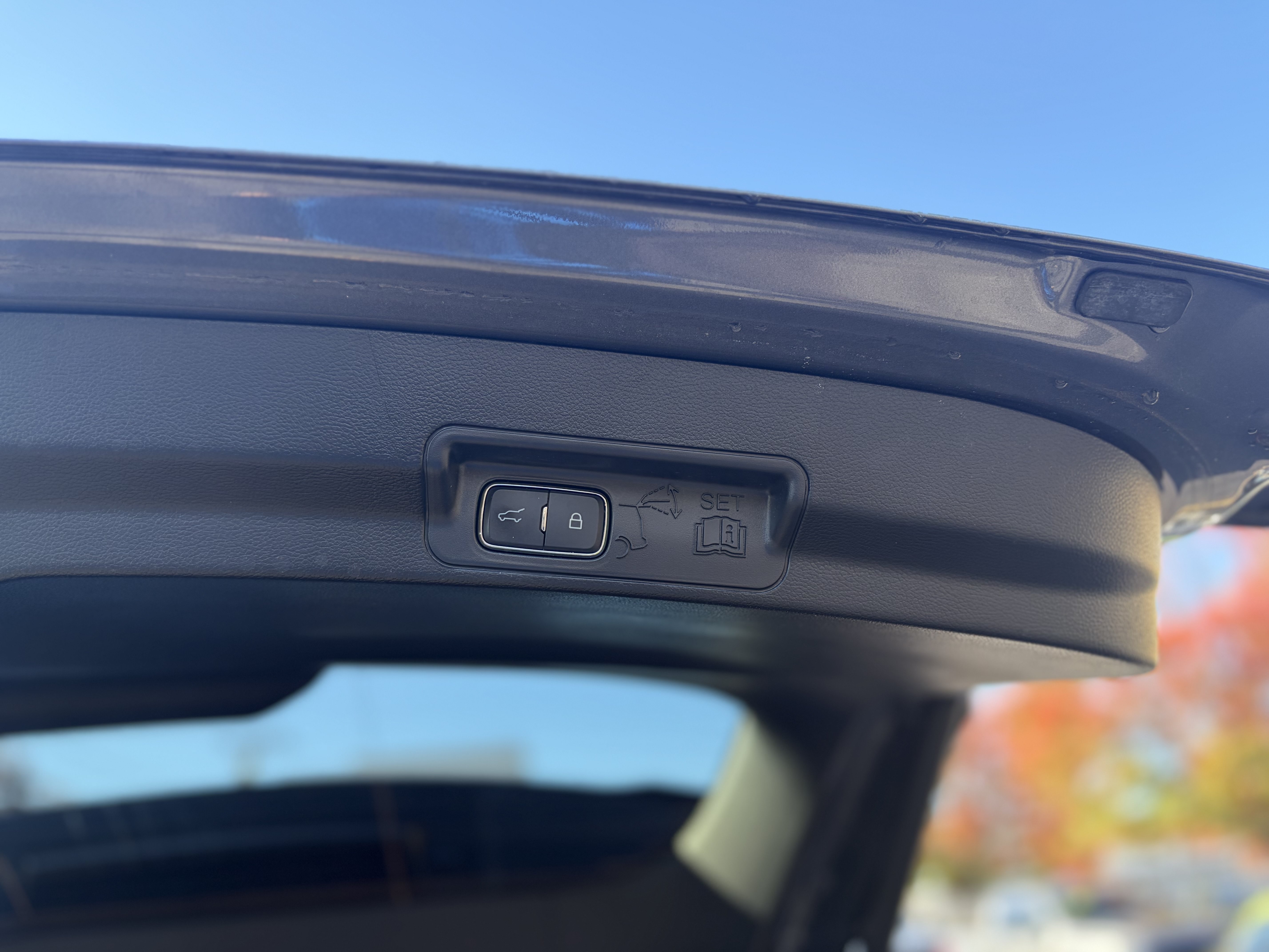 Certified 2025 Ford Explorer ST-Line AWD/4WD image 30