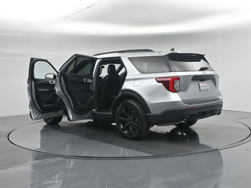 Certified 2023 Ford Explorer ST-Line w/ Class IV Trailer Tow Package RWD image 38