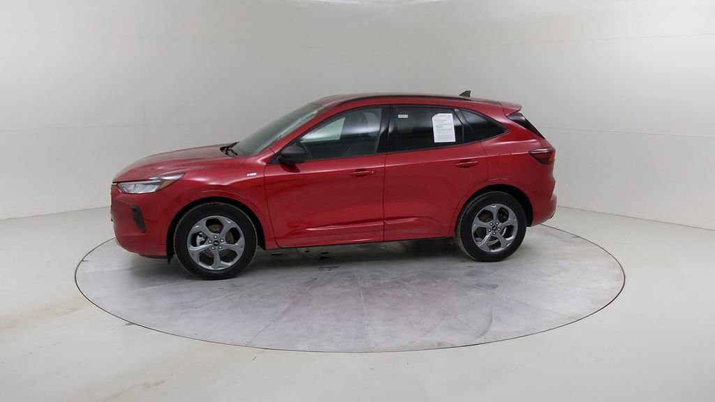 Certified 2024 Ford Escape ST-Line w/ Equipment Group 301A image 18