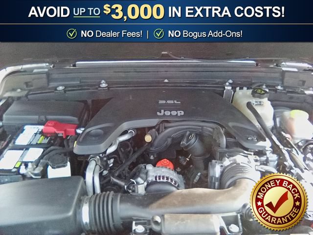 Used 2018 Jeep Wrangler Unlimited Sahara AWD/4WD image 25