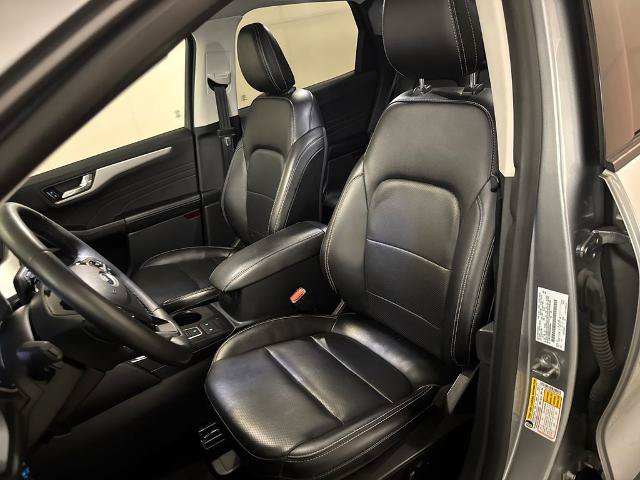 Certified 2022 Ford Escape SEL FWD image 11