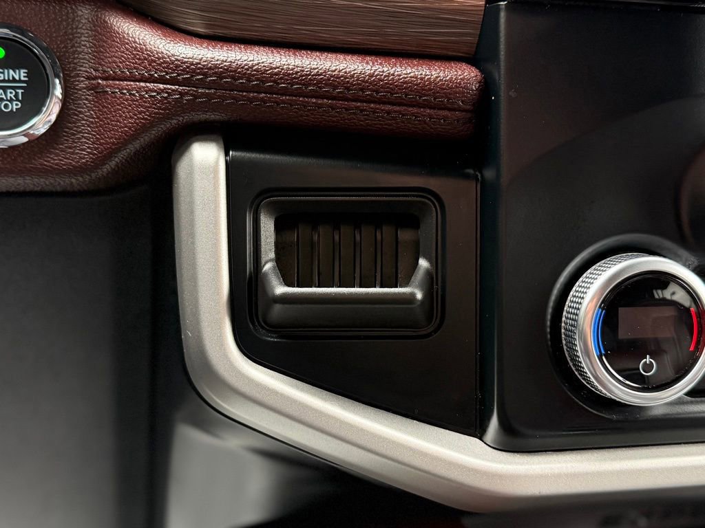 Certified 2024 Ford Expedition Limited image 18
