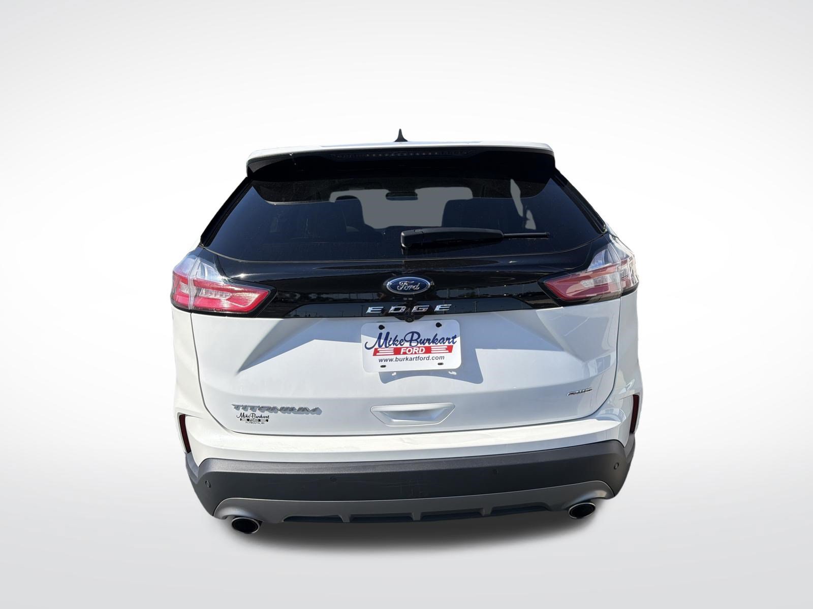 Certified 2023 Ford Edge Titanium w/ Equipment Group 301A AWD/4WD image 9