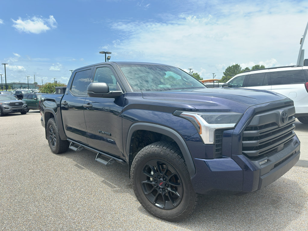 Used 2023 Toyota Tundra SR5 AWD/4WD image 3
