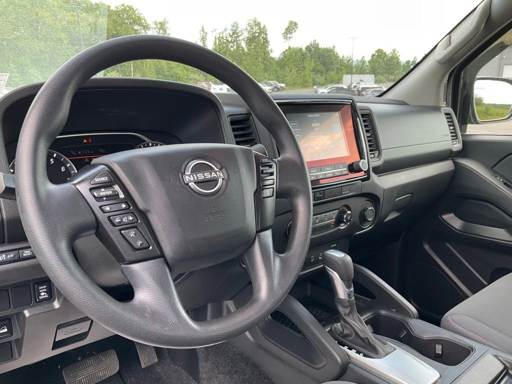 Used 2024 Nissan Frontier S w/ Technology Package AWD/4WD image 16