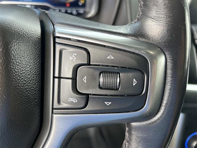 Used 2022 Chevrolet Suburban Z71 image 35