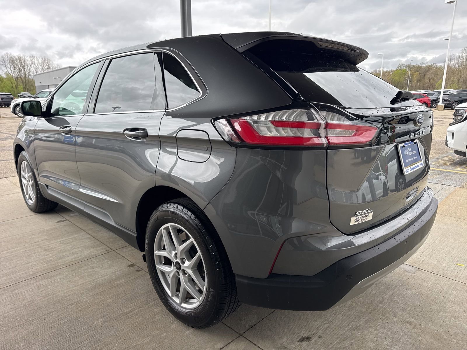 Certified 2024 Ford Edge SEL w/ Convenience Package AWD/4WD image 5