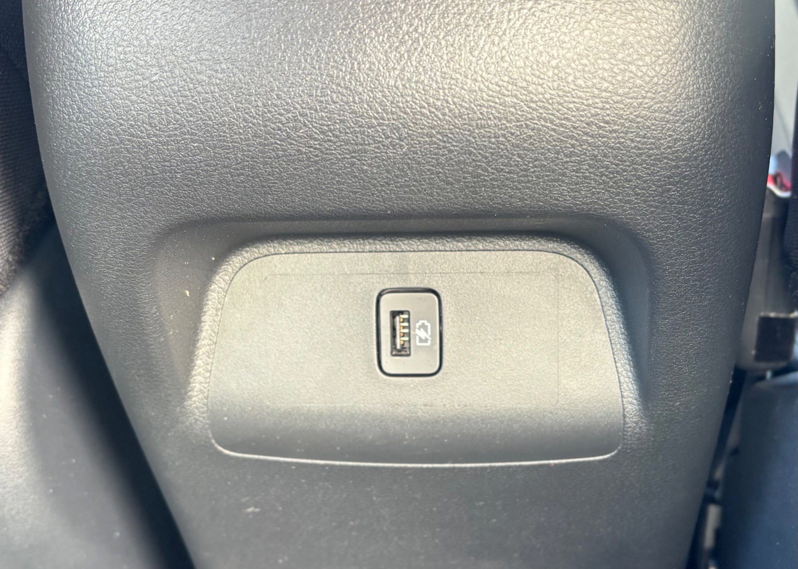 Used 2025 Nissan Sentra SV image 18