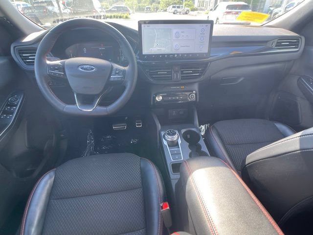 Certified 2023 Ford Escape ST-Line w/ Tech Pack #1 AWD/4WD image 15