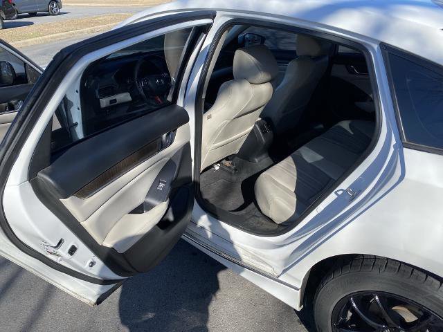 Used 2018 Honda Accord EX-L image 28