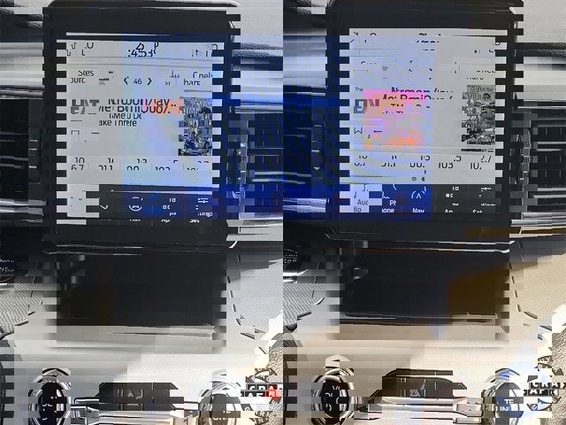 Certified 2022 Ford Explorer XLT w/ Equipment Group 202A image 16