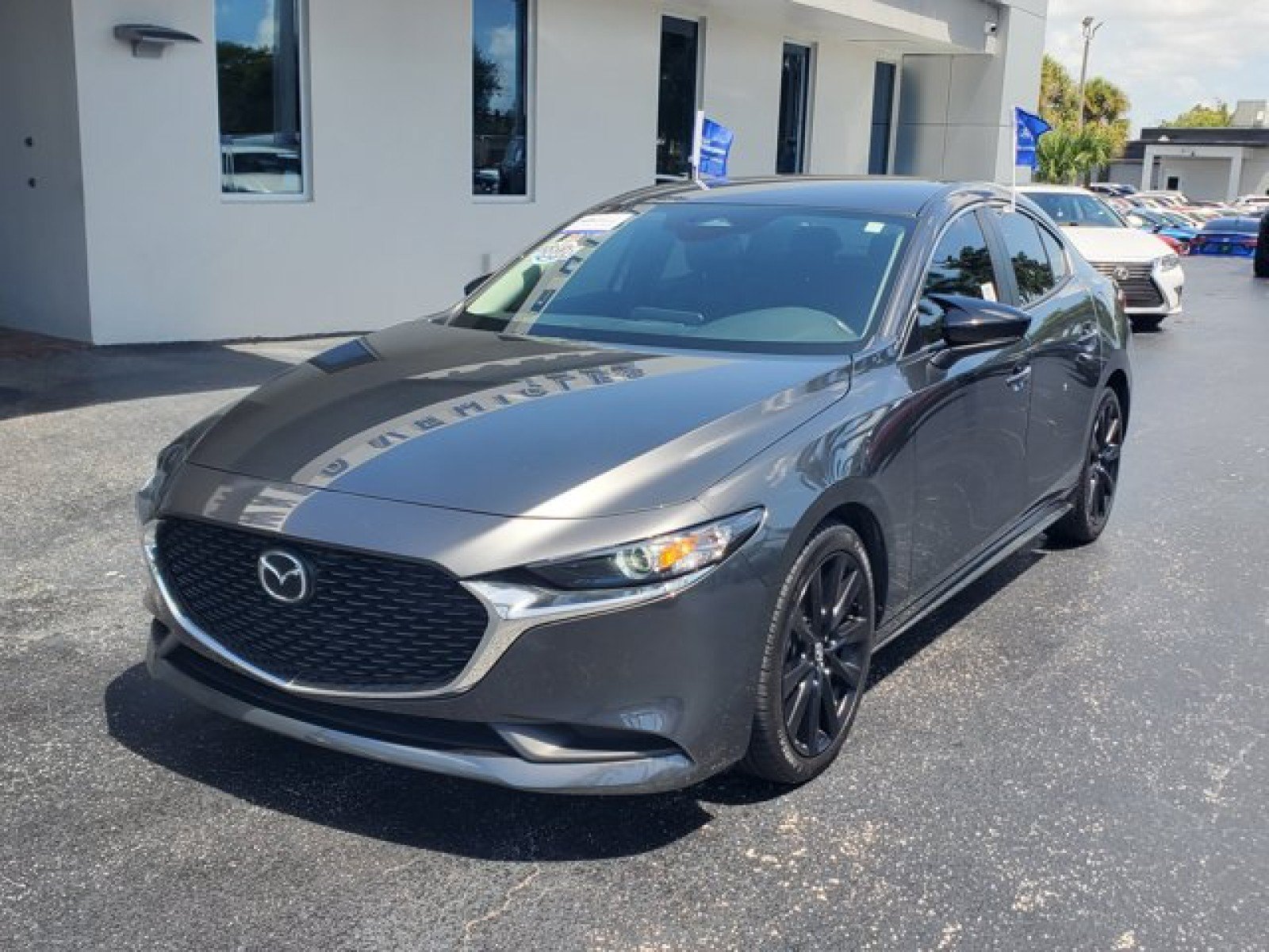 Used 2024 MAZDA MAZDA3 s FWD image 3