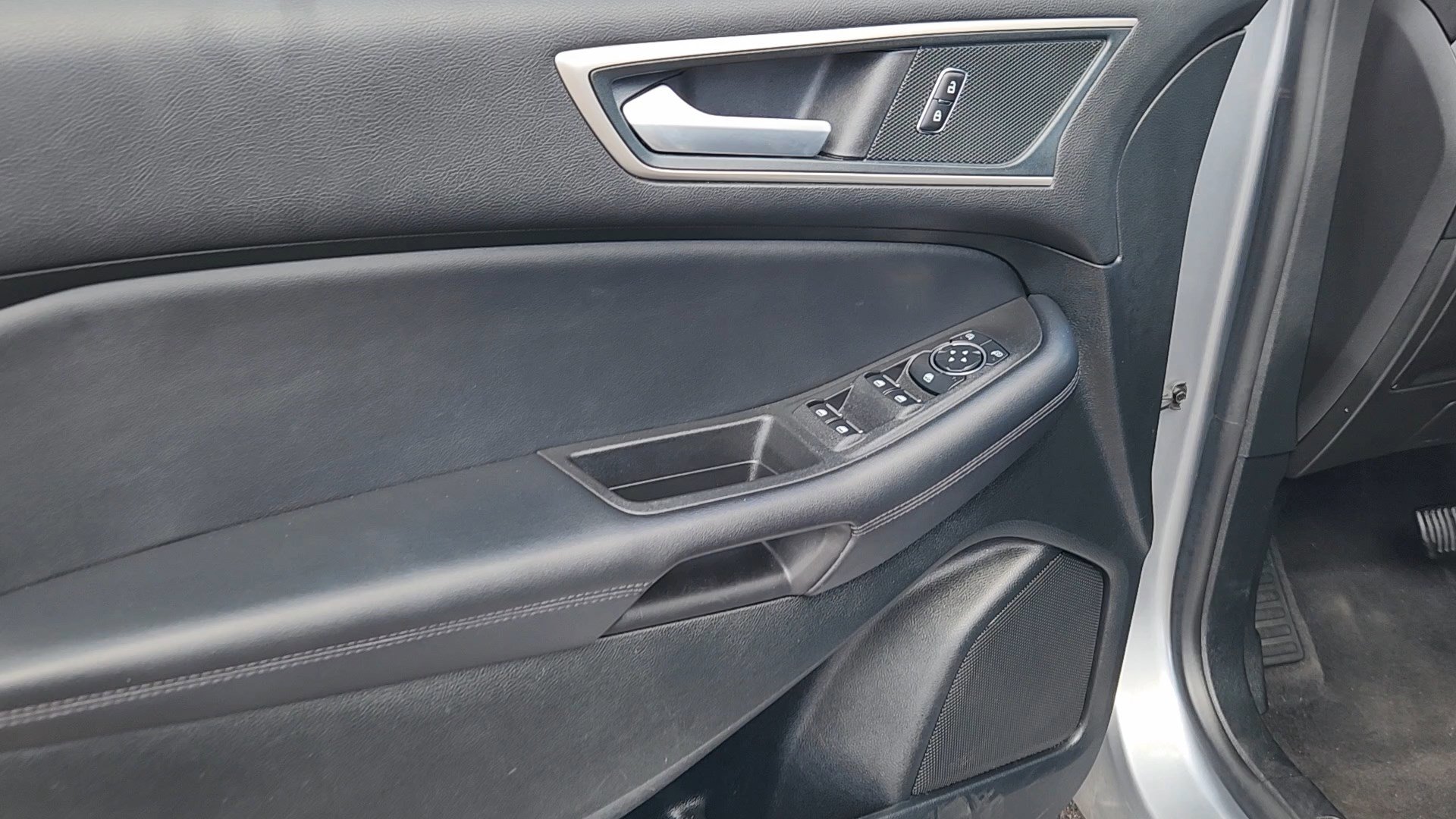 Certified 2024 Ford Edge SEL AWD/4WD image 28