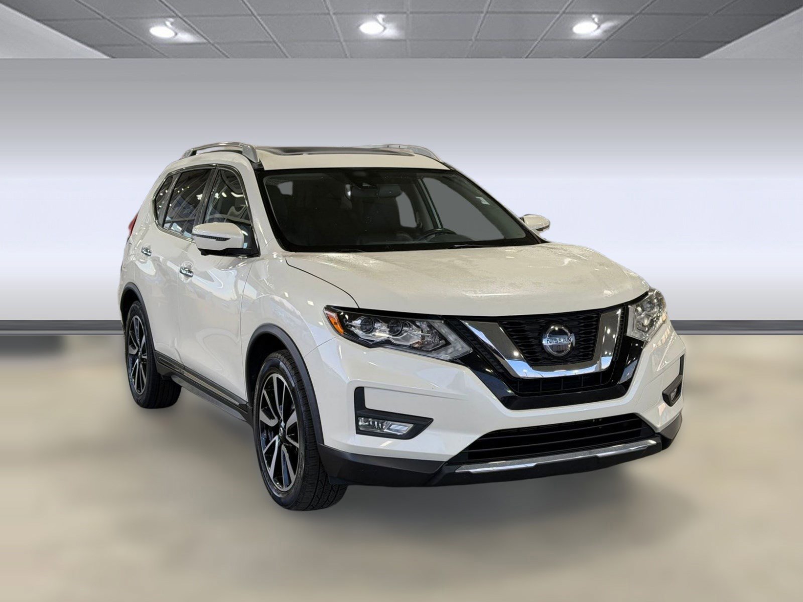 Used 2018 Nissan Rogue SL w/ Premium Package image 7
