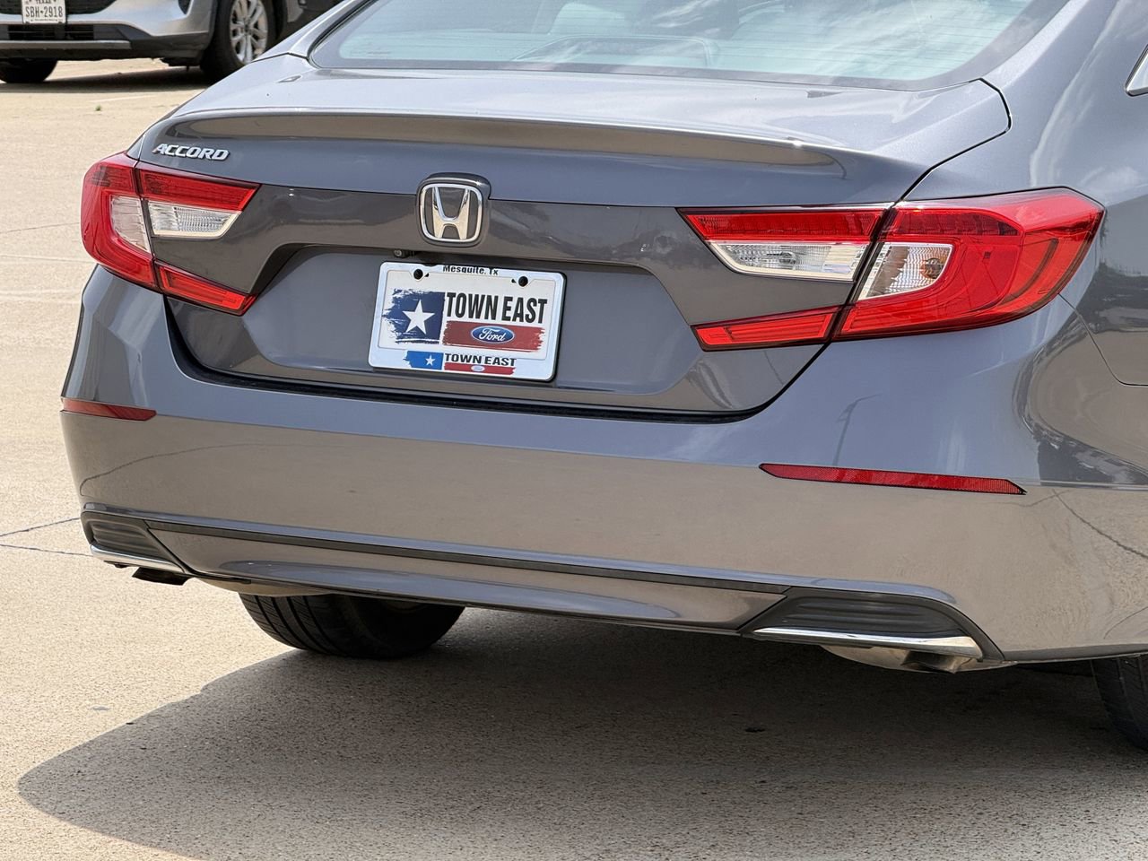 Used 2018 Honda Accord LX image 7