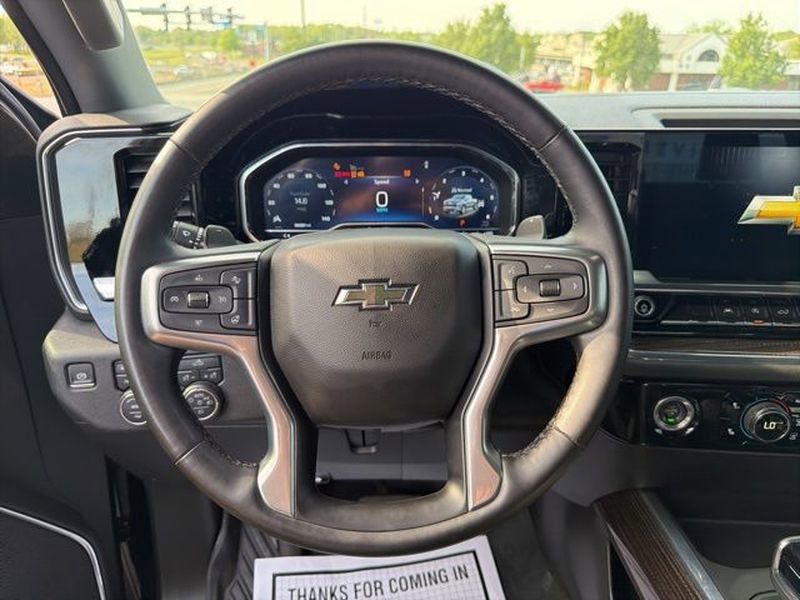 Used 2023 Chevrolet Silverado 1500 RST image 5
