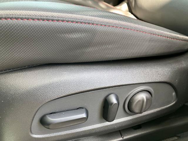 Used 2023 Chevrolet TrailBlazer RS w/ Sun and Liftgate Package FWD image 26