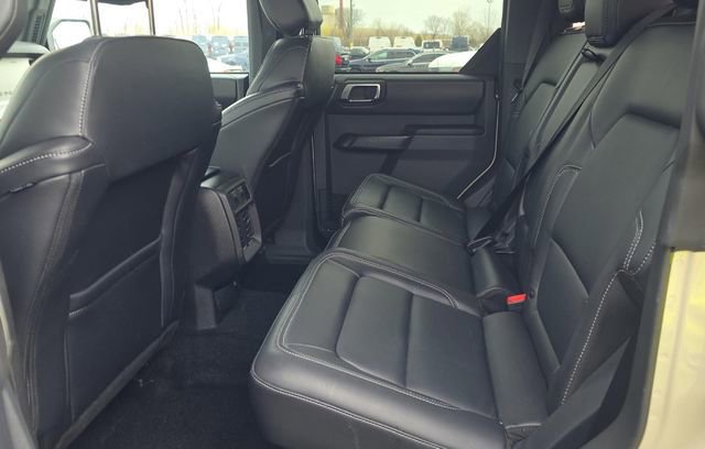 Certified 2025 Ford Bronco Outer Banks AWD/4WD image 9