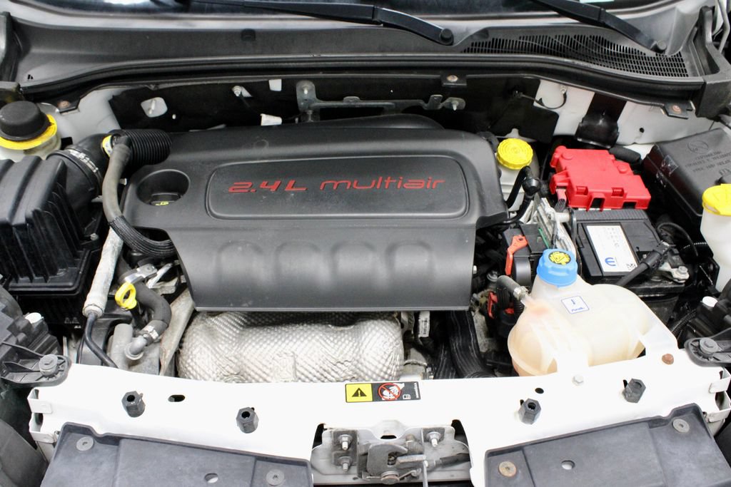 Used 2021 RAM ProMaster City Tradesman FWD image 16