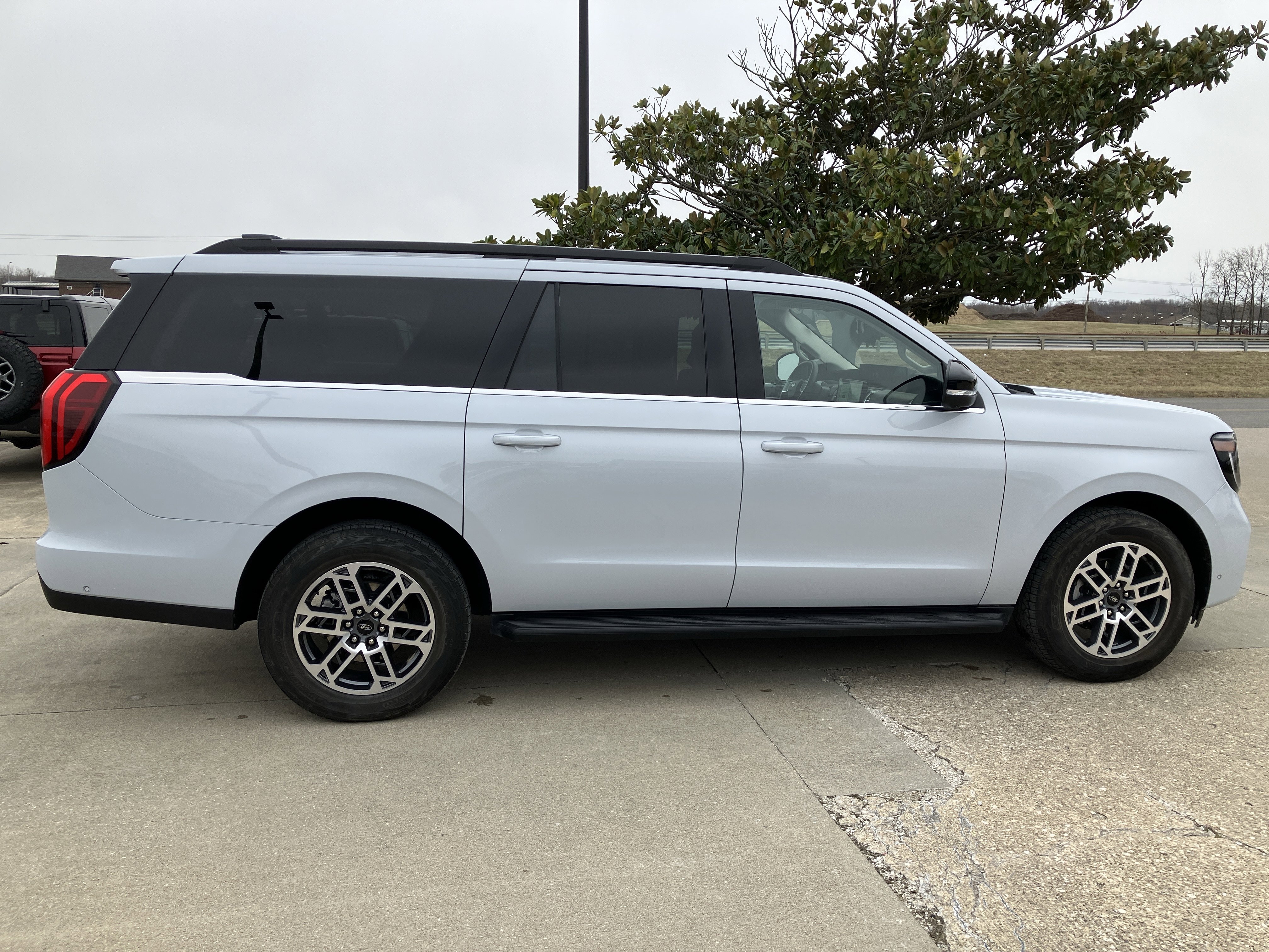 Certified 2025 Ford Expedition Max Active image 6