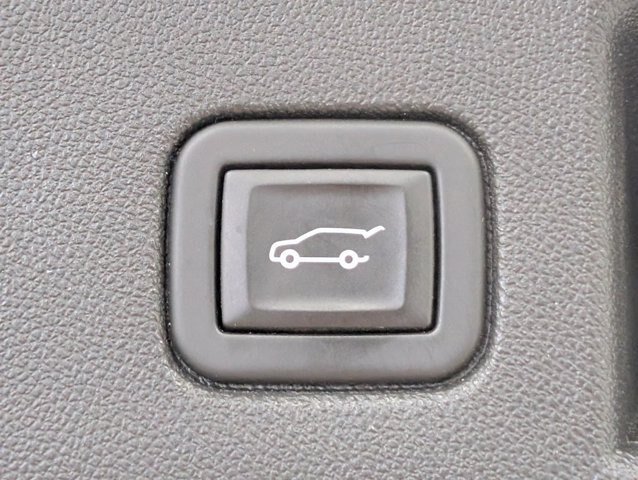 Used 2024 Chevrolet Equinox RS w/ RS Leather Package FWD image 22