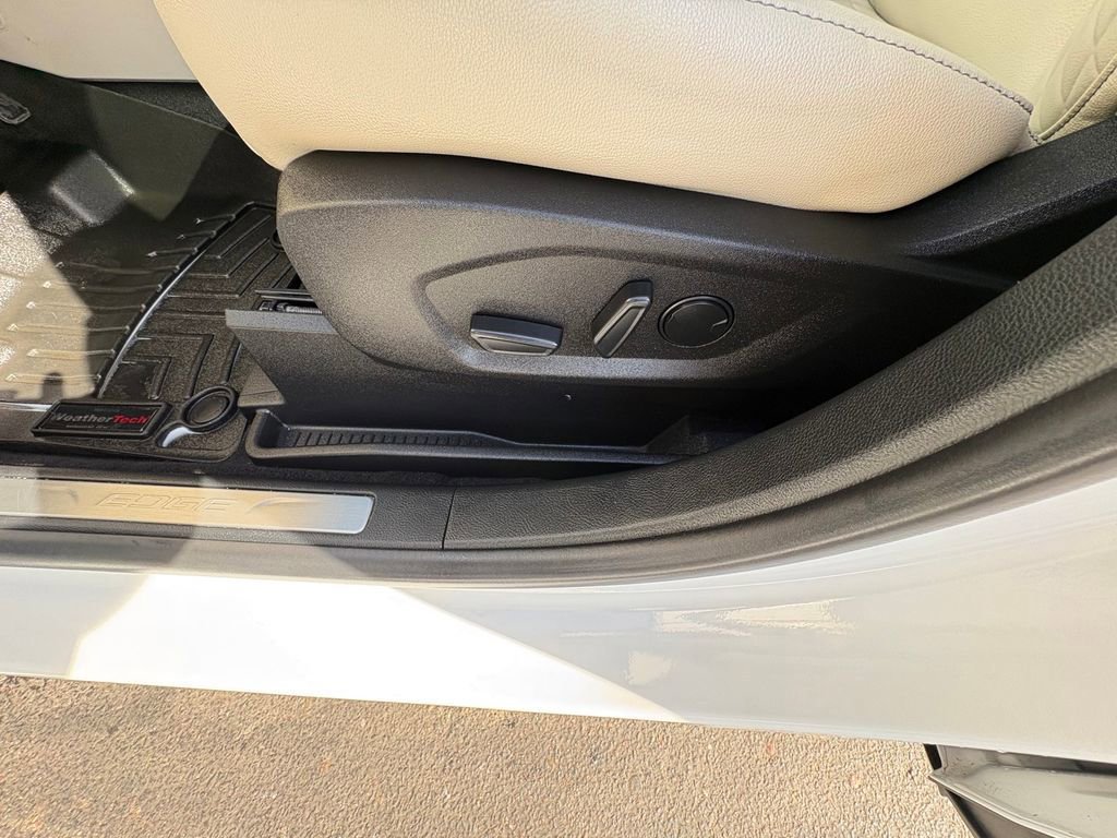 Certified 2023 Ford Edge Titanium image 11