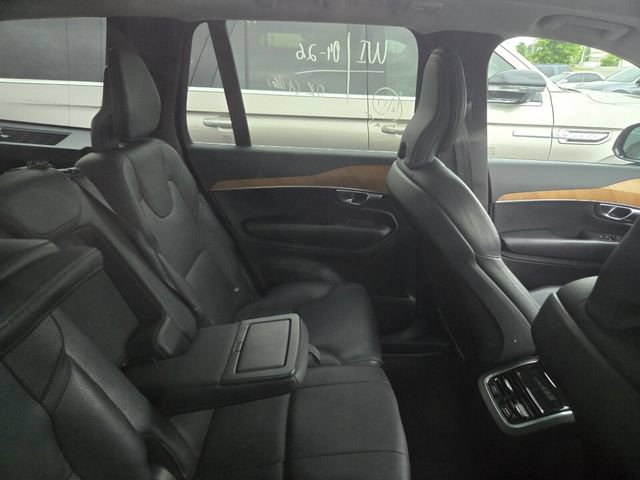 Used 2023 Volvo XC90 B5 Plus AWD/4WD image 9