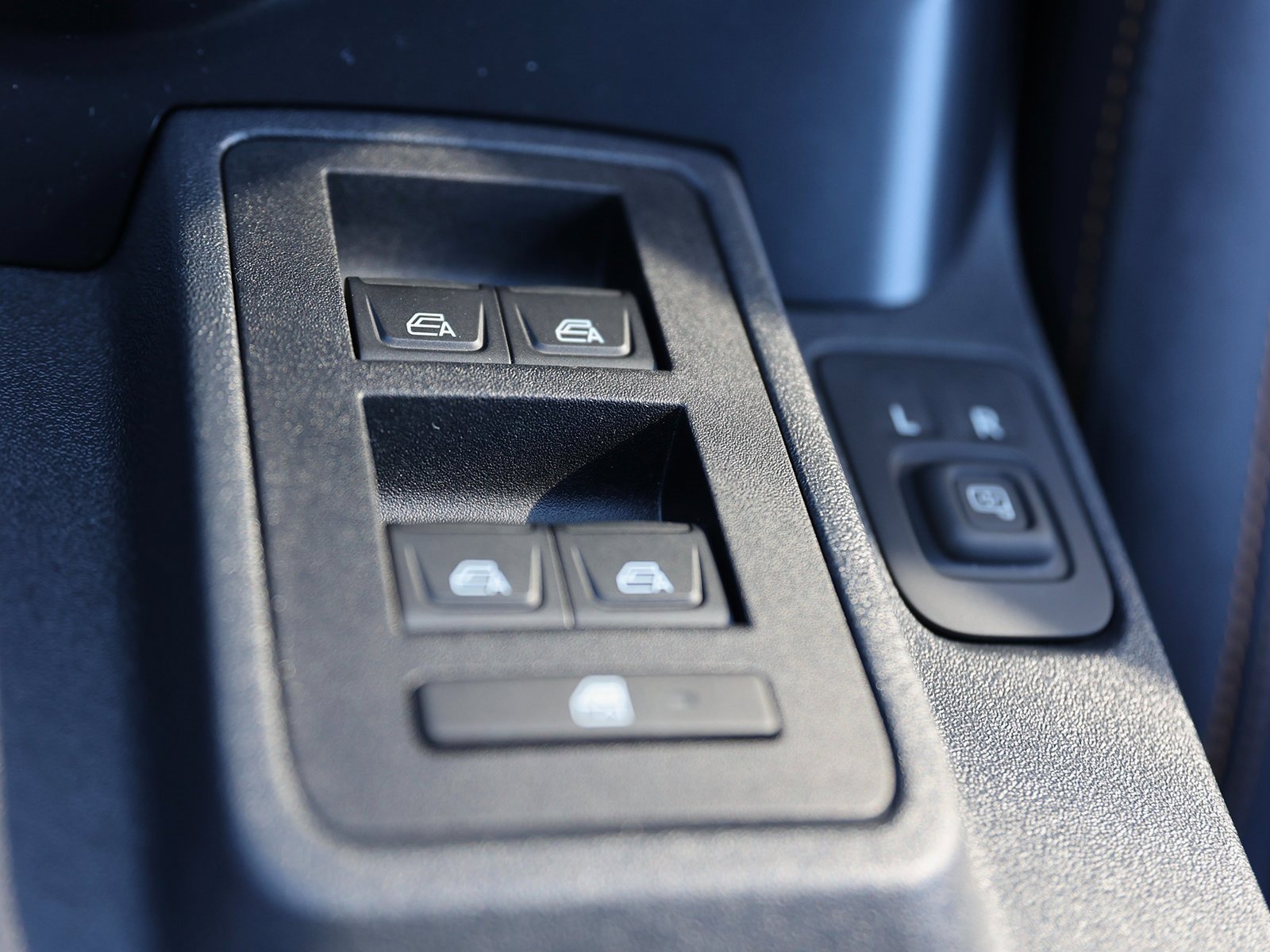 Certified 2024 Ford Bronco Badlands image 33