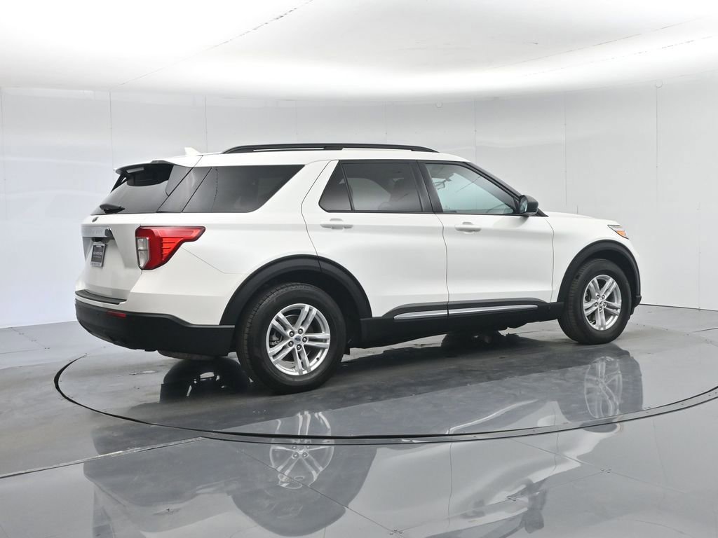 Certified 2023 Ford Explorer XLT image 13