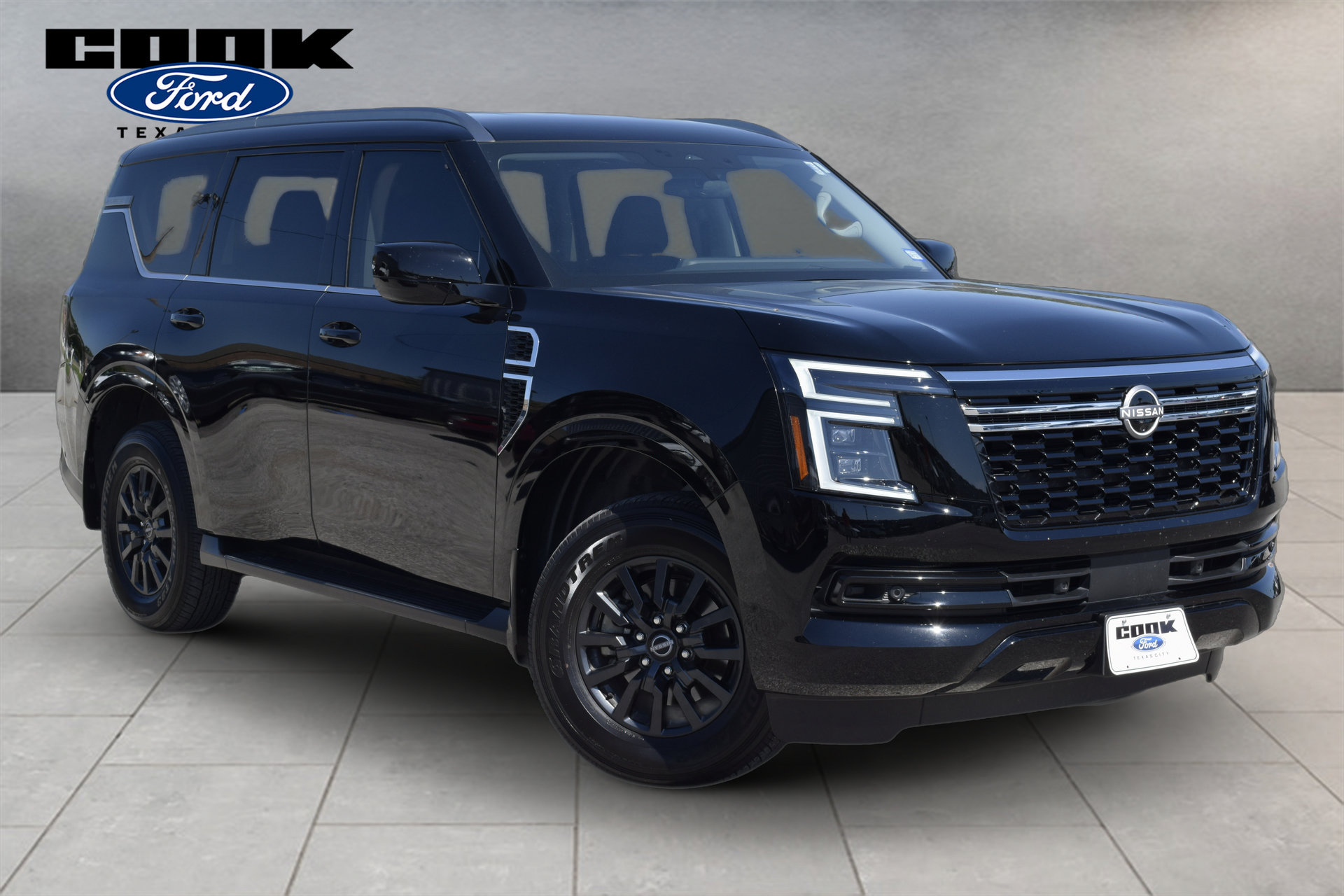 Used 2025 Nissan Armada SV RWD image 3