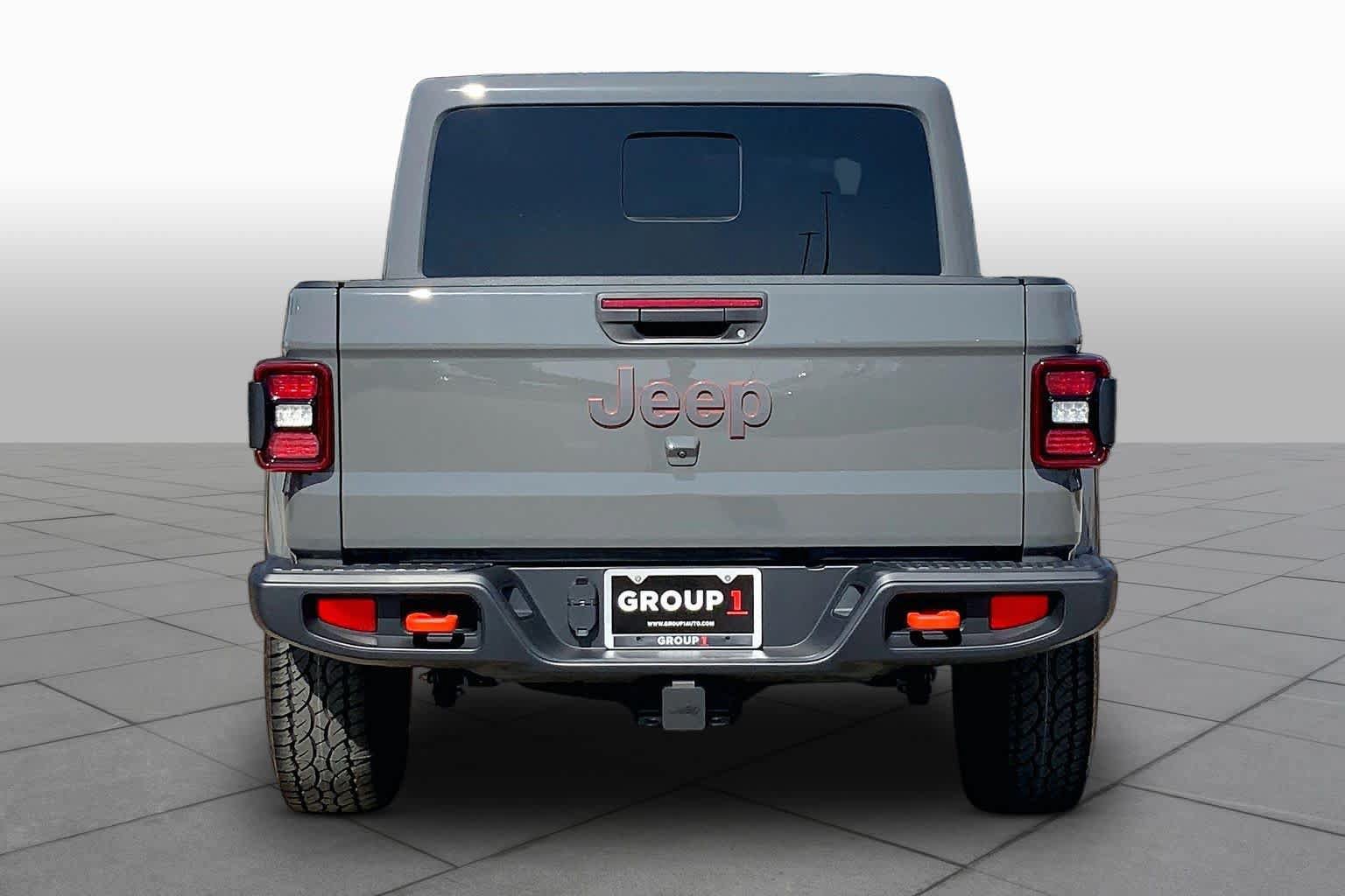 Used 2023 Jeep Gladiator Mojave w/ LED Lighting Group AWD/4WD image 5