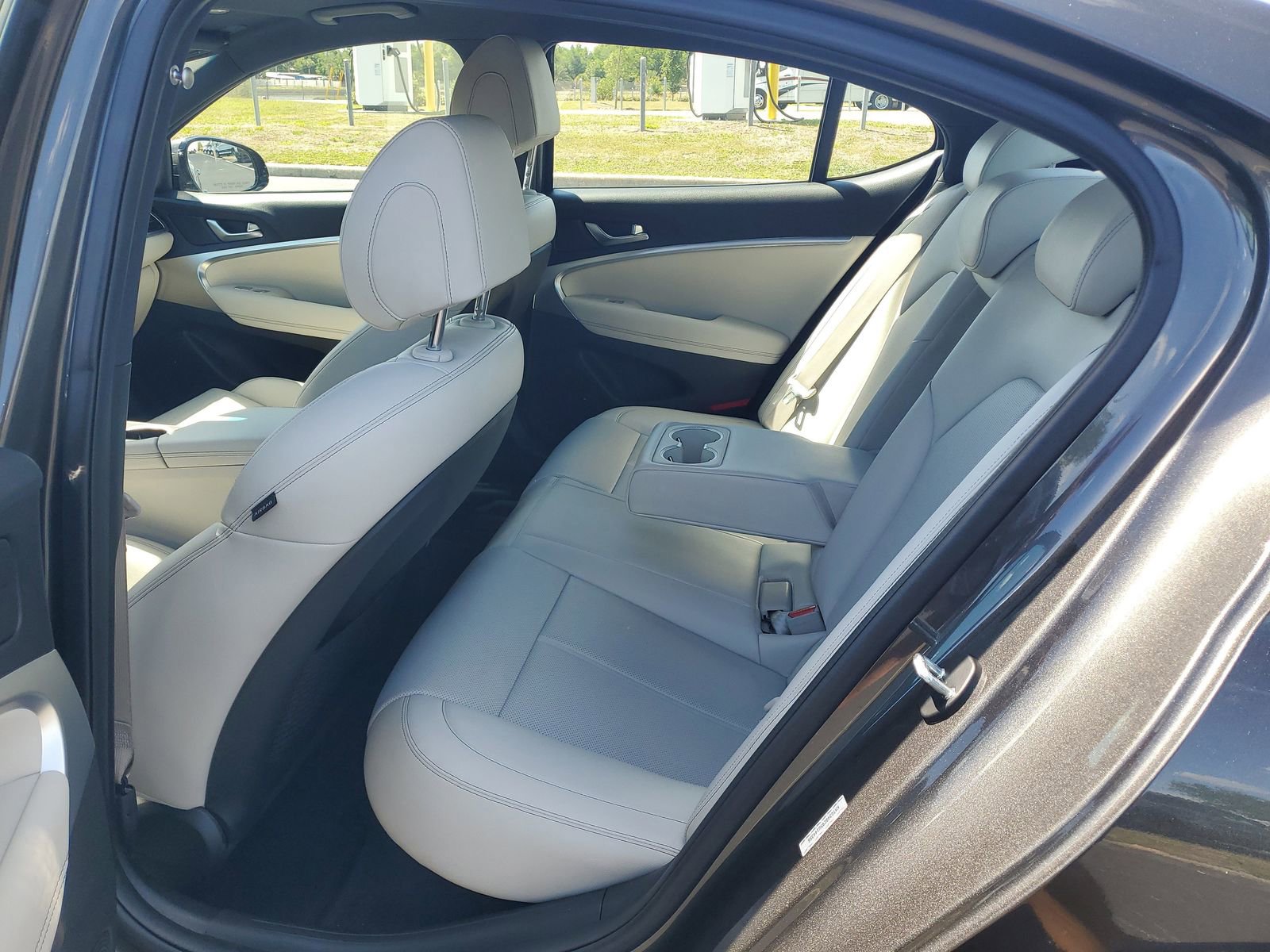 Used 2025 Genesis G70 2.5T RWD image 10