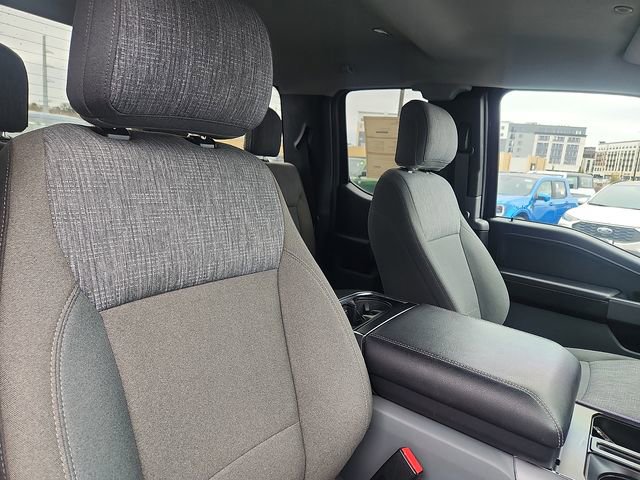 Certified 2021 Ford F150 XLT w/ Equipment Group 302A High image 31