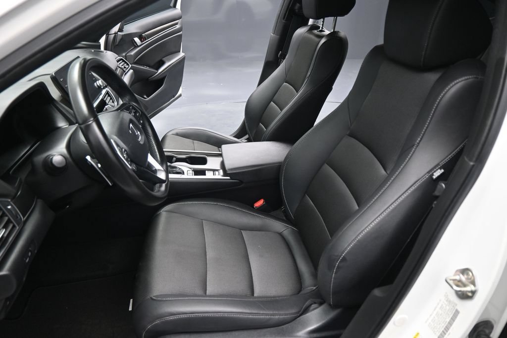 Used 2019 Honda Accord Sport image 9