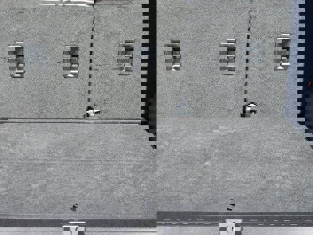 Used 2024 GMC Terrain SLT image 16